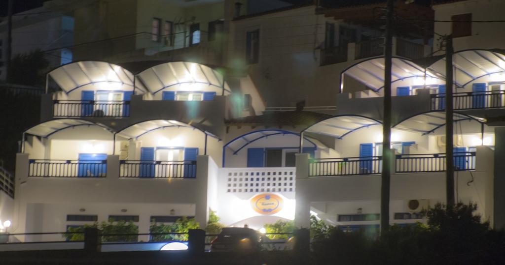 Erato Apartments Баці Екстер'єр фото
